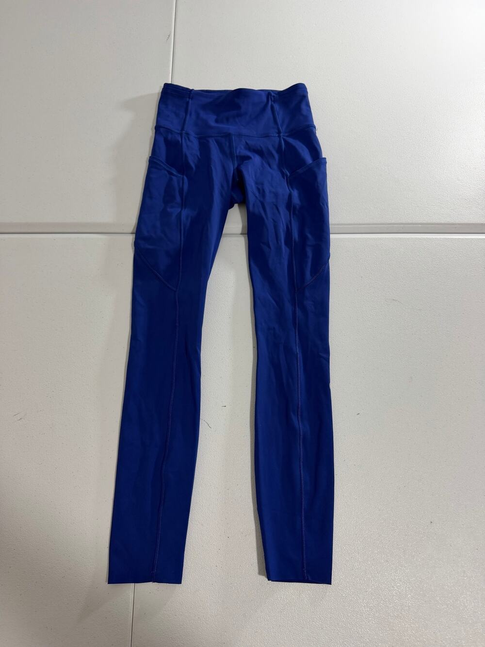 Lululemon Fast and Free High Rise Tight 25" Size 2 Blue Leggings Side Pockets